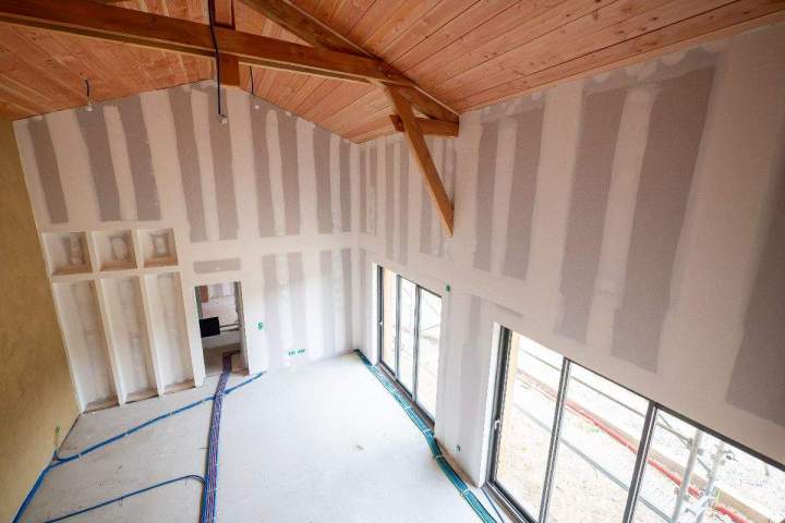 Installation de plaques de plâtre en Ariège